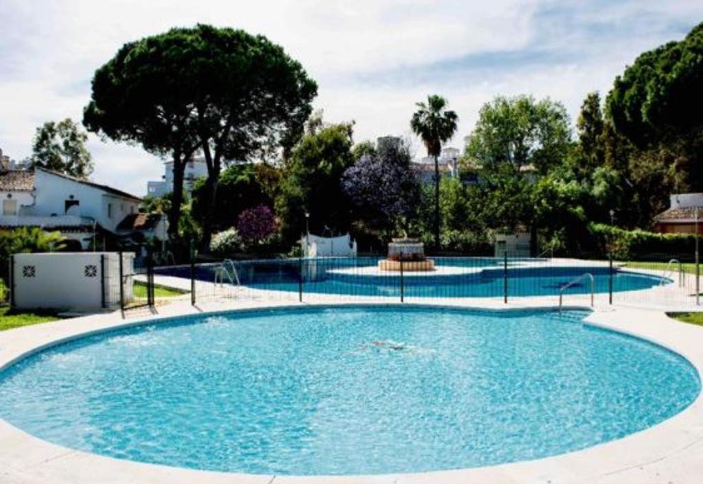 House In Marbellaヴィラ エクステリア 写真